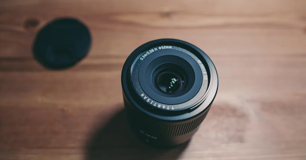 銘匠光学 TTArtisan AF 1.8/23mm Xマウントレンズ 銘匠光学 TTArtisan AF 23mm f/1.8 富士フイルムXマウント 最速