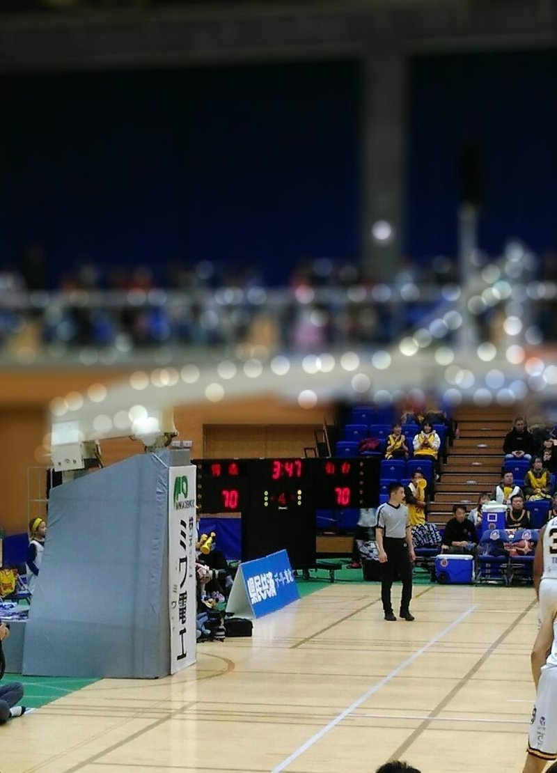 スポーツ観戦を趣味にする人々30 つまらない試合とおもしろい試合 クジラ Note