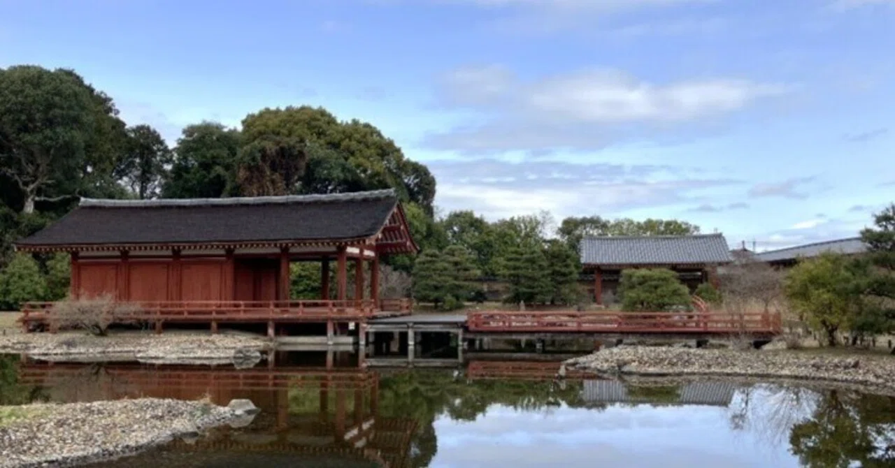 3.再現された奈良の平城宮―東院庭園の平橋と反橋|伊藤義康 3.再現された奈良の平城宮―東院庭園の平橋と反橋|伊藤義康