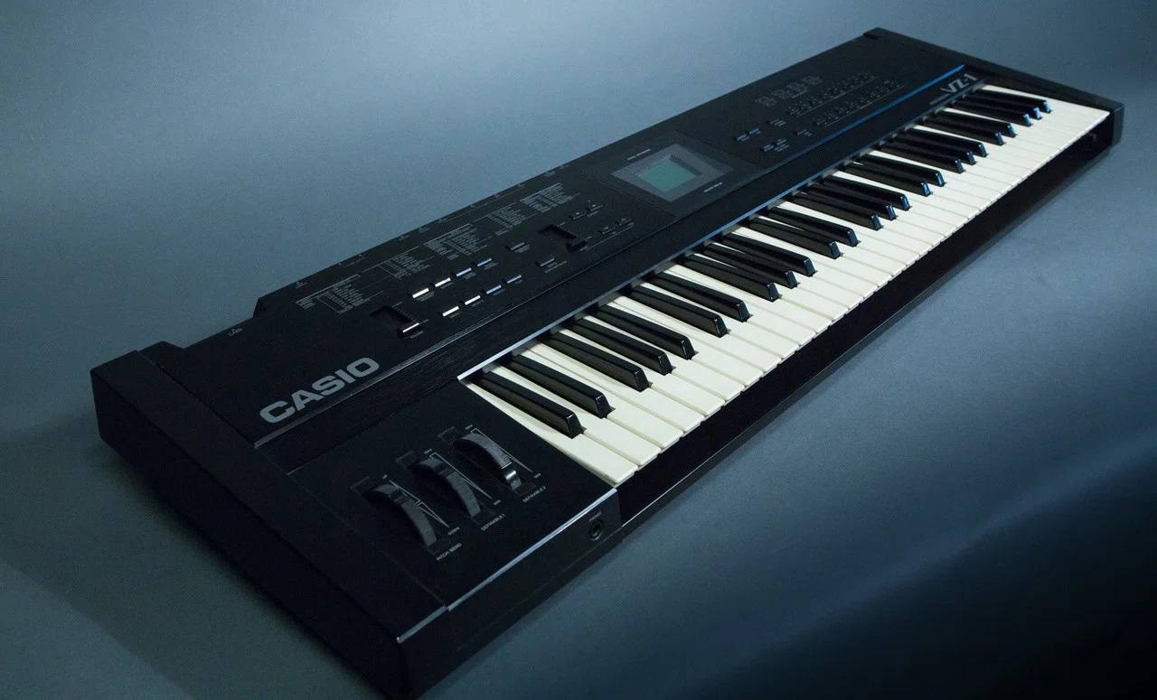 カシオ CTK-2000 電子キーボード 61鍵盤 電子ピアノ CASIO CTK-2000