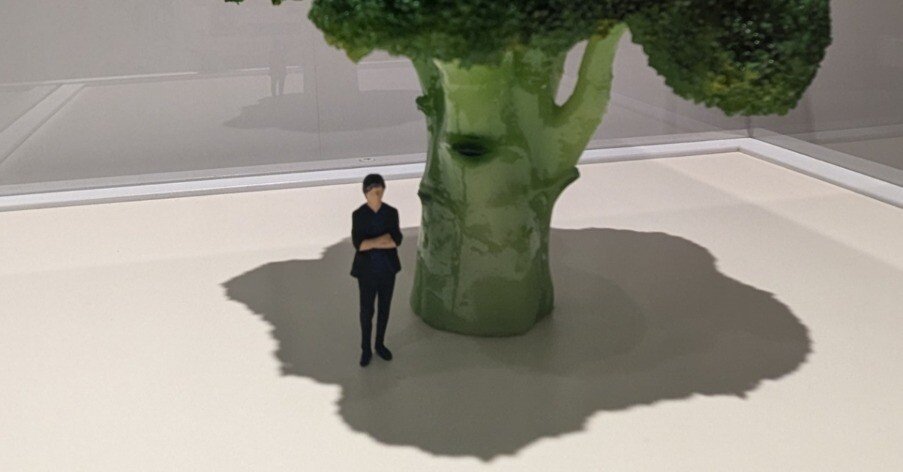 田中達也ミニチュアライフ展と浦和駅小さな旅｜猫好きのやきとり屋