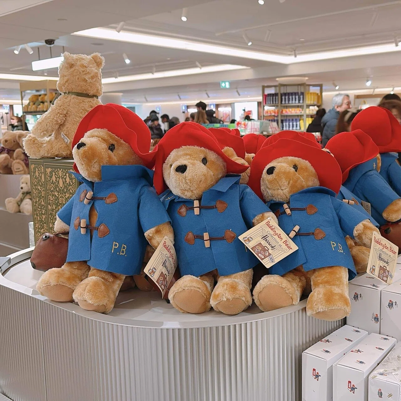 ロンドン随一の百貨店🧸｜あき