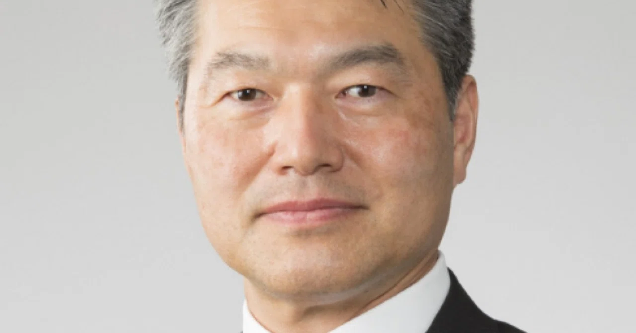 日立建機の先崎社長、2025年度入社式で訓辞｜kikai-news.net 産機通信