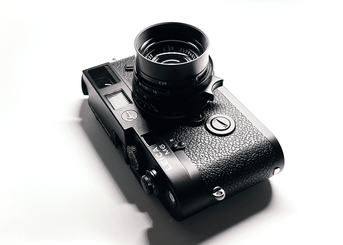 Leica M6 10557 復刻 ライカM6がよみがえった──名作をリファインし、復刻！ | GQ JAPAN