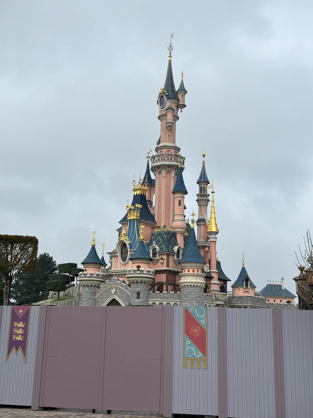Euro Disney ユーロディズニー ディズニーランド・パリ 切手 Euro Disney ユーロディズニー ディズニーランド・パリ 切手 - メルカリ