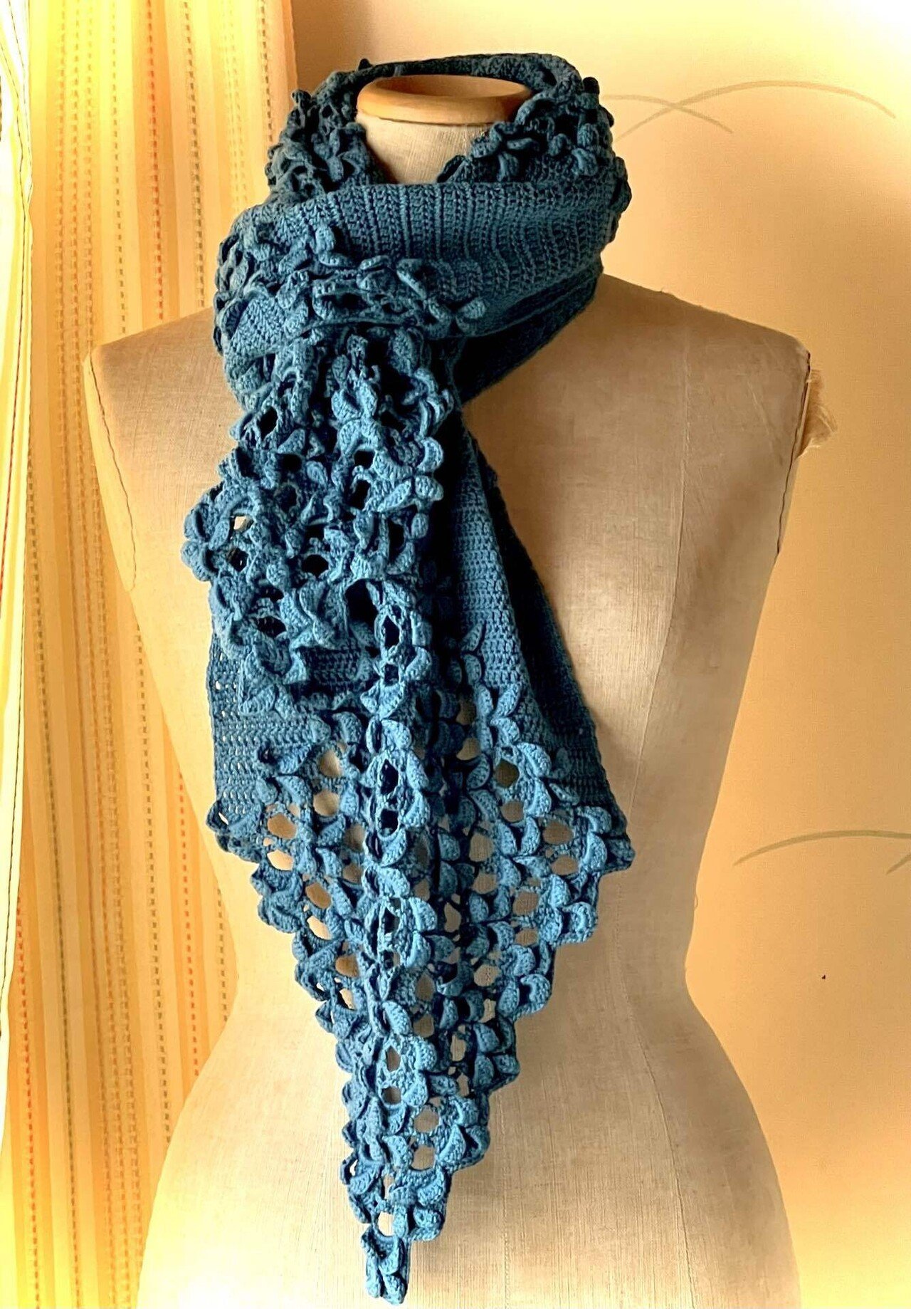 花びらのストール｜Toshiya