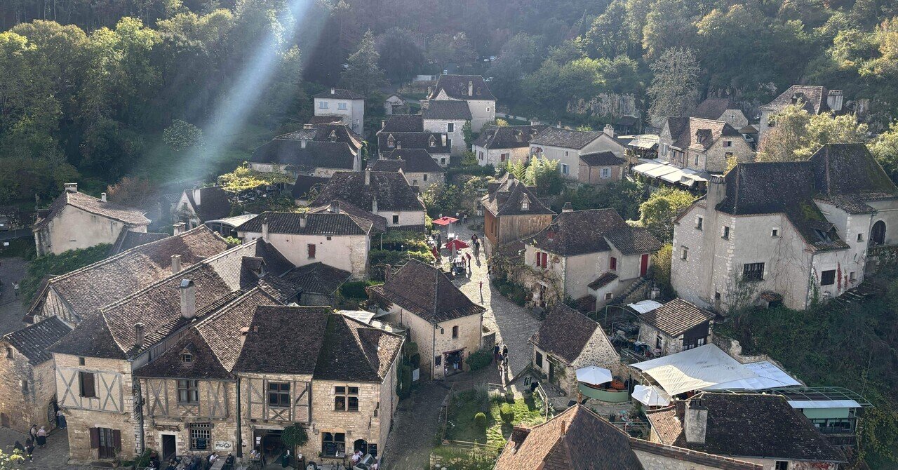フランスの最も美しい村 St-Cirq-Lapopieへ行ってきた｜さえ Nahon
