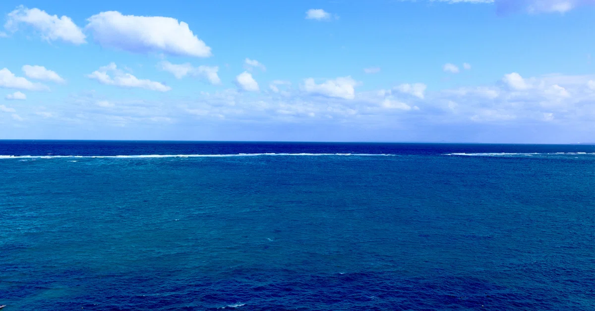 美ら海の深い「あを」に包まれて。今再び、歩み始める私と沖縄｜あをそめ