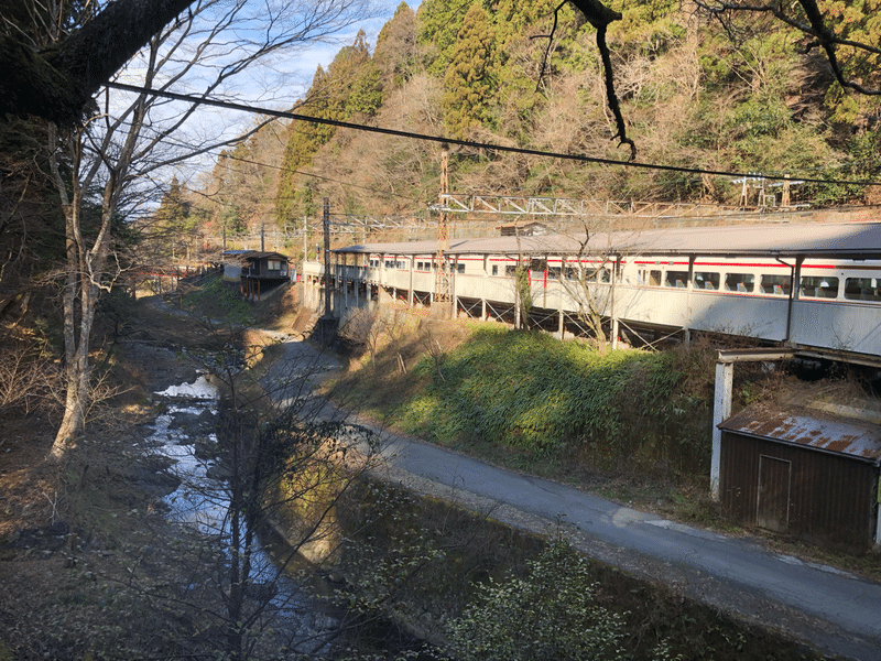 高野山に仏さんマターで参上つかまつる 特急こうや Nishi 未来が見えてるらしい Note