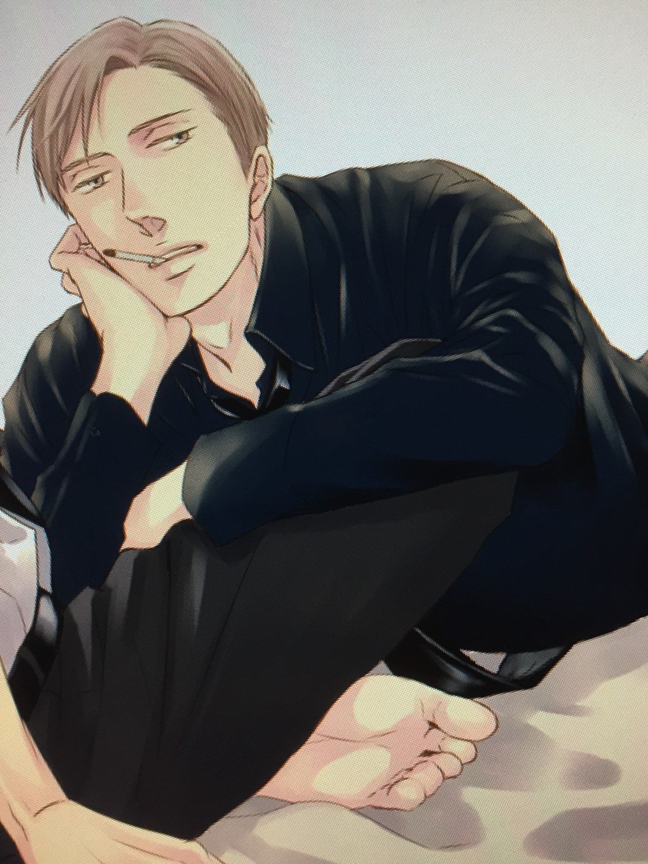 の ンお の発音で わったー 濃紺シャツに黒ネクタイに黒パンツの組み合わせが大好きです 外国の俳優さん がパリッと細身で着るとカッコ良いです 今日のbgmはワンオク ライブが近いで ヨネダコウ Note