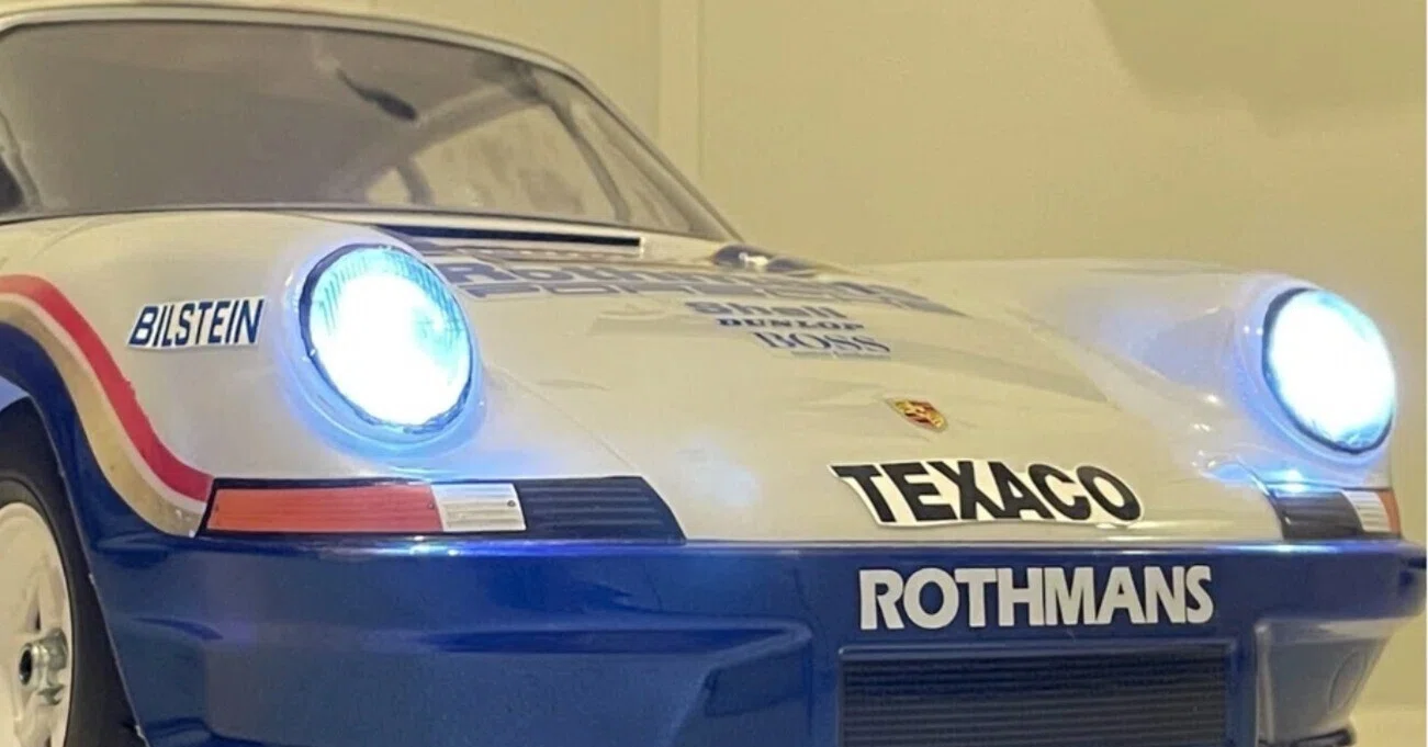 ラジコン] ポルシェのボディに自作LEDライトを取り付ける方法｜SHO