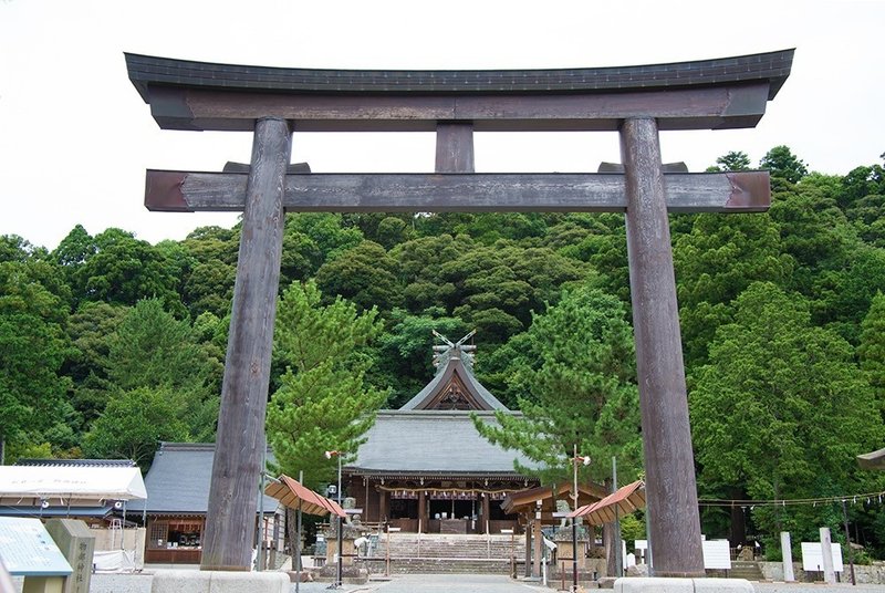 石見一宮物部神社1