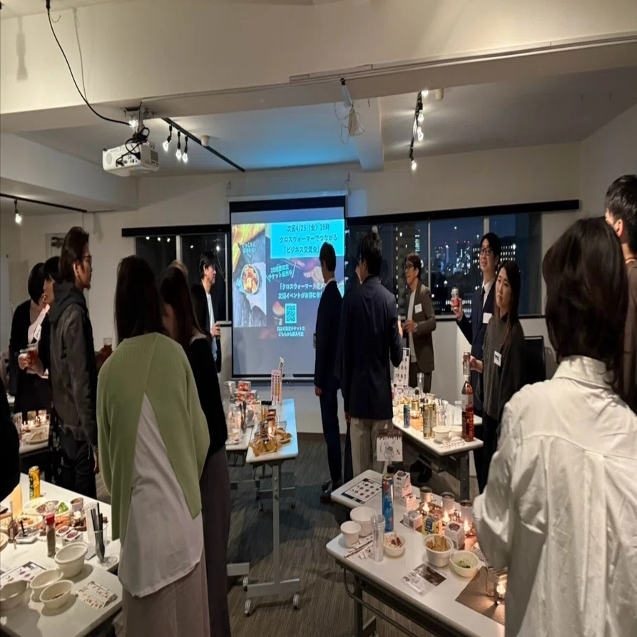 伸び悩む商品を「行列のできる体験」に変えた夜の話。〜缶詰温め器が