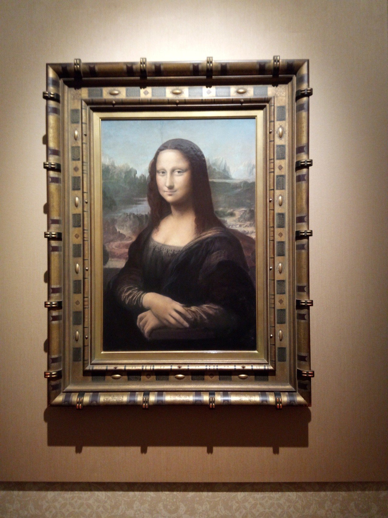 レプリカ美術館2 モナリザについて 微笑むことができるのか 検索では辿り着けない場所 労働集約型から自立分散型ワーク スタイルへ 言語を超えるデザイン思想 Azabu11studio Note