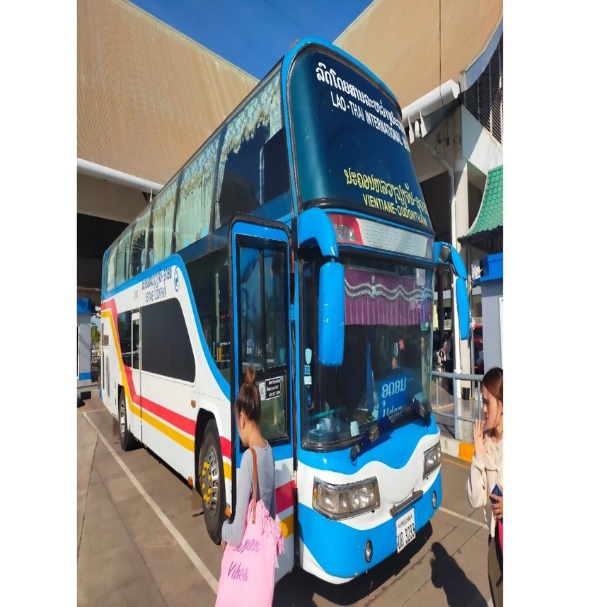 ラオス・ヴィエンチャン→タイ・ウドンターニー空港，陸路移動②｜らっ