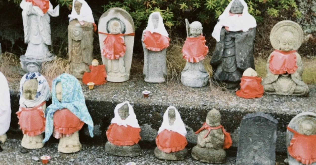 寺山修司の世界に触れた夏——恐山と『田園に死す』をめぐり｜kyocco