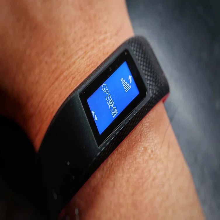 商品レビュー]Garmin vivosport(1)｜H.Tohsaki