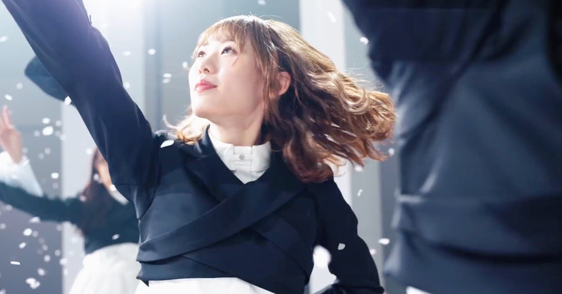 恋する小池美波—MVに見る自己表現／櫻坂46｜cathouse