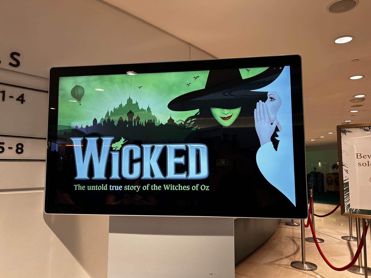 最上の品質な 観劇ログ】ミュージカル Wicked をシンガポールに観に行ってきた 洋画・外国映画