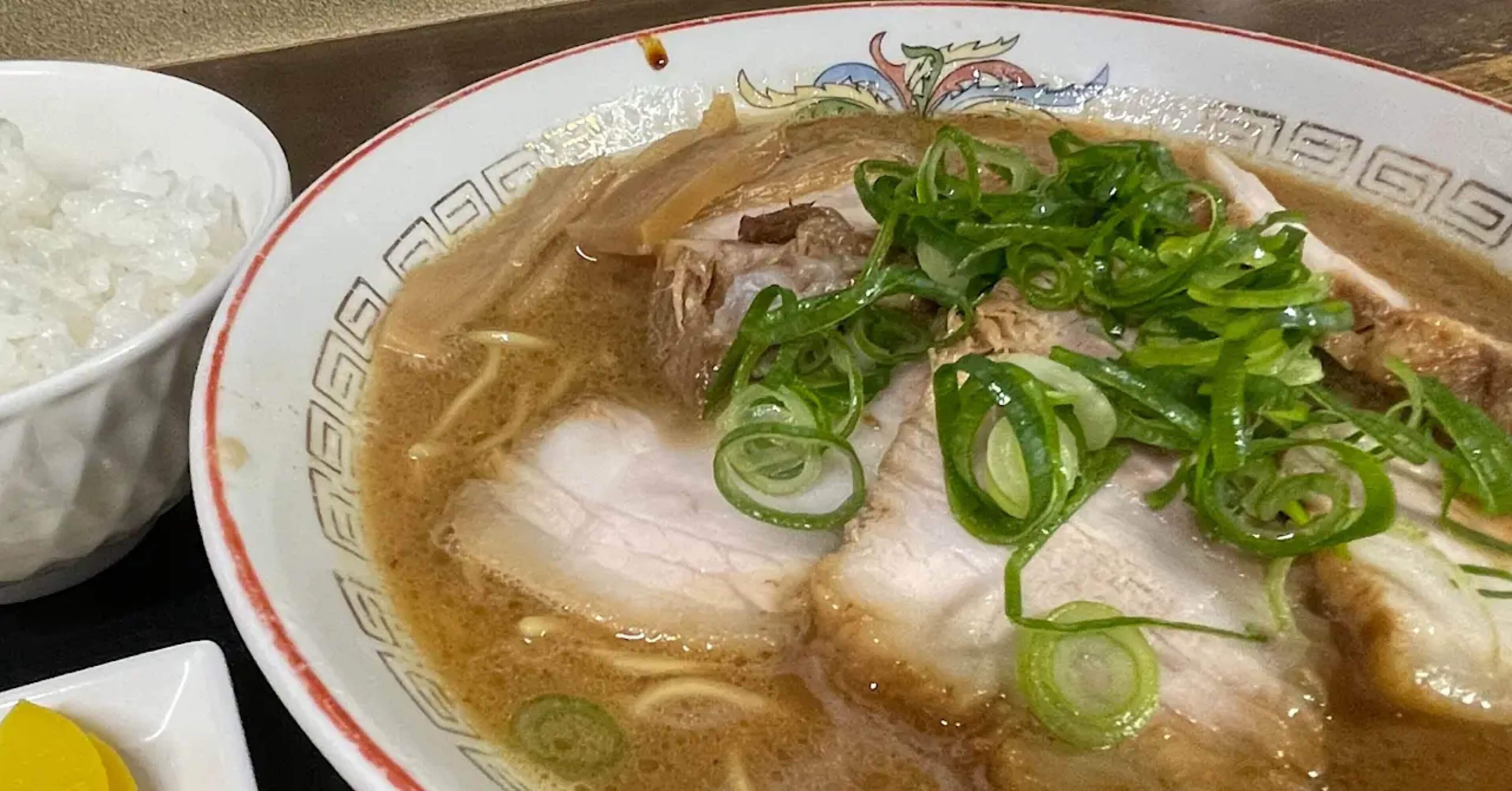 中古】 和歌山の中華そばとラーメン。/アガサス（和歌山）