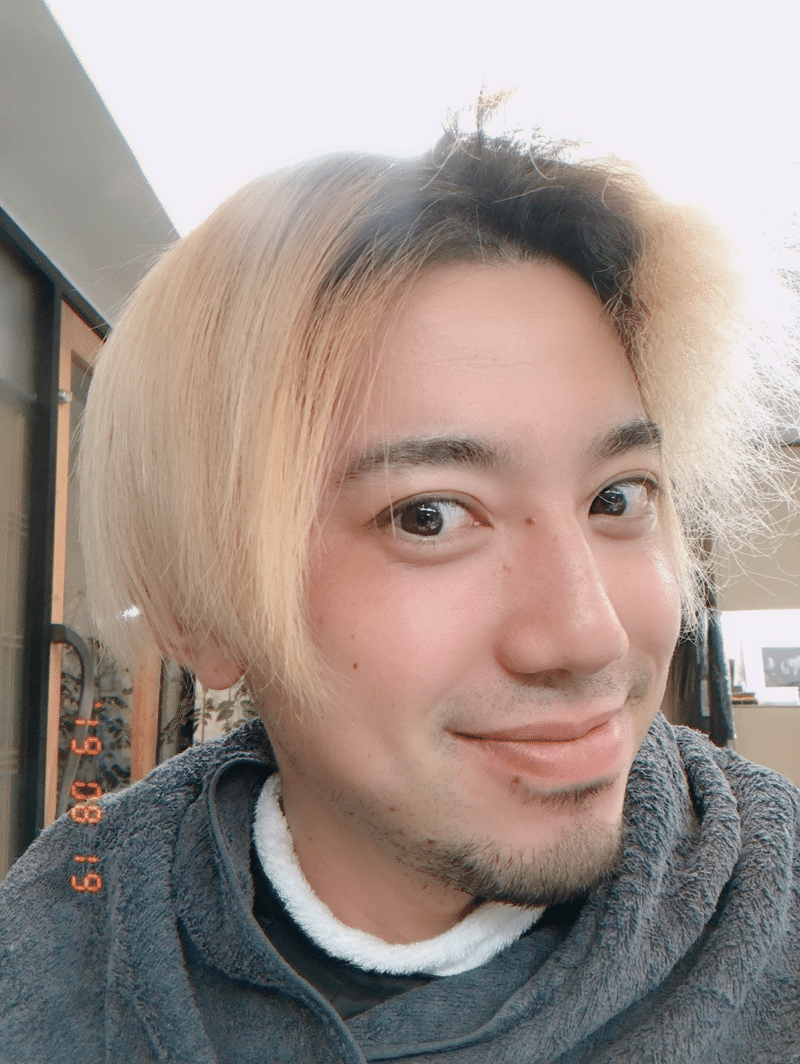 美容師の僕が常に帽子をかぶっている理由 中村拓郎 美容室 らふる代表 Note 美容師の僕が常に帽子をかぶっている理由 中村拓郎 美容室 らふる代表 Note