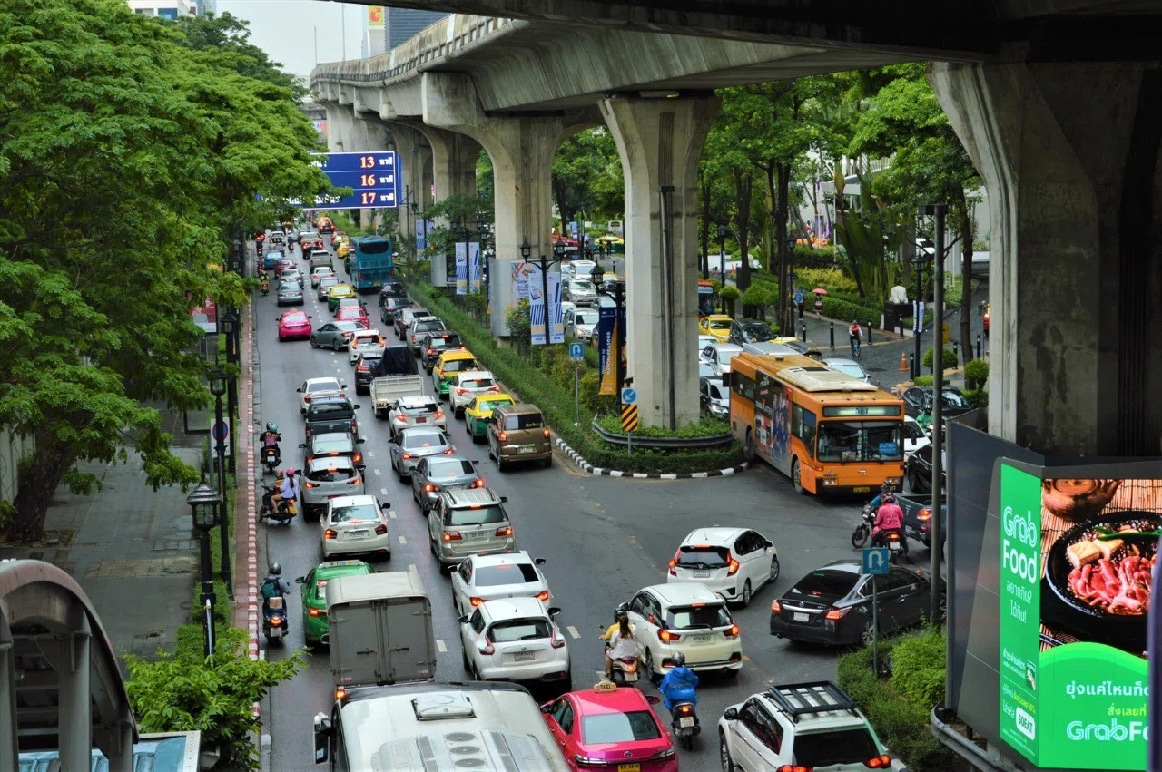 タイ交通 世界レベルで渋滞がひどいのは本当なのか バンコク 在住歴年が話したい本当のタイと見てきたこととうまい話と Note タイ交通 世界レベルで渋滞がひどいのは本当なのか バンコク 在住歴年が話したい本当のタイと見てきたこととうまい話と Note