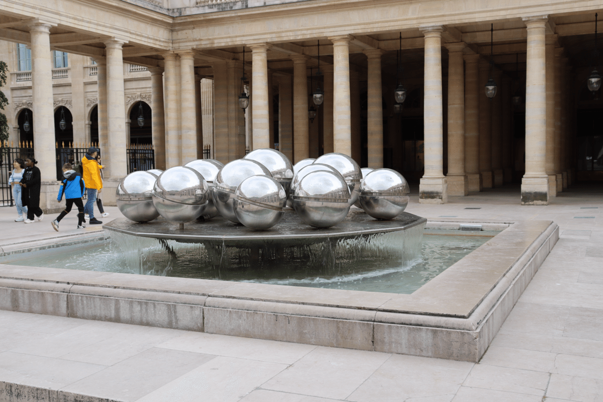【未使用】フランス製 クリュニー中世美術館　テーブルランナー 未使用】フランス製 クリュニー中世美術館 テーブルランナー