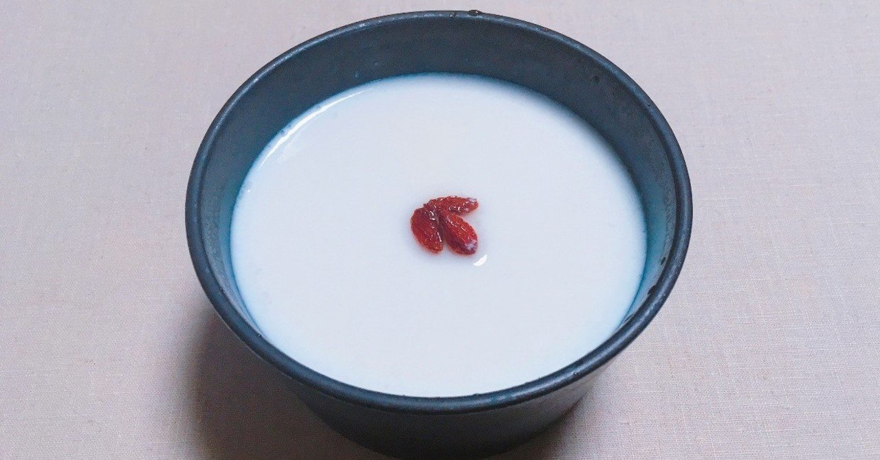 美しい食器で魅せる杏仁豆腐｜エフゲニーマエダ（平成林業。）