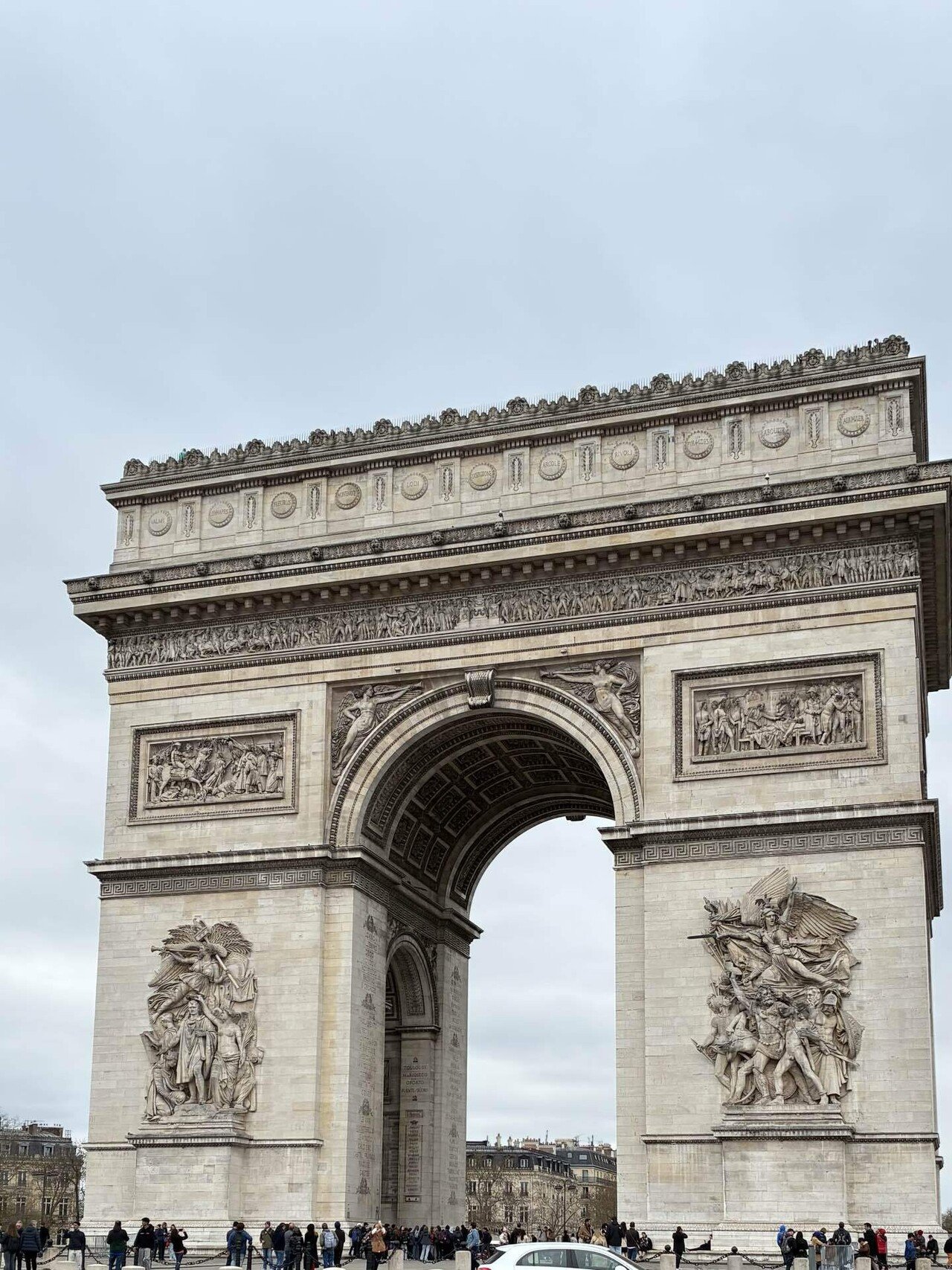 はじめてのパリ⑭エッフェル塔と凱旋門｜あんぽ りいち