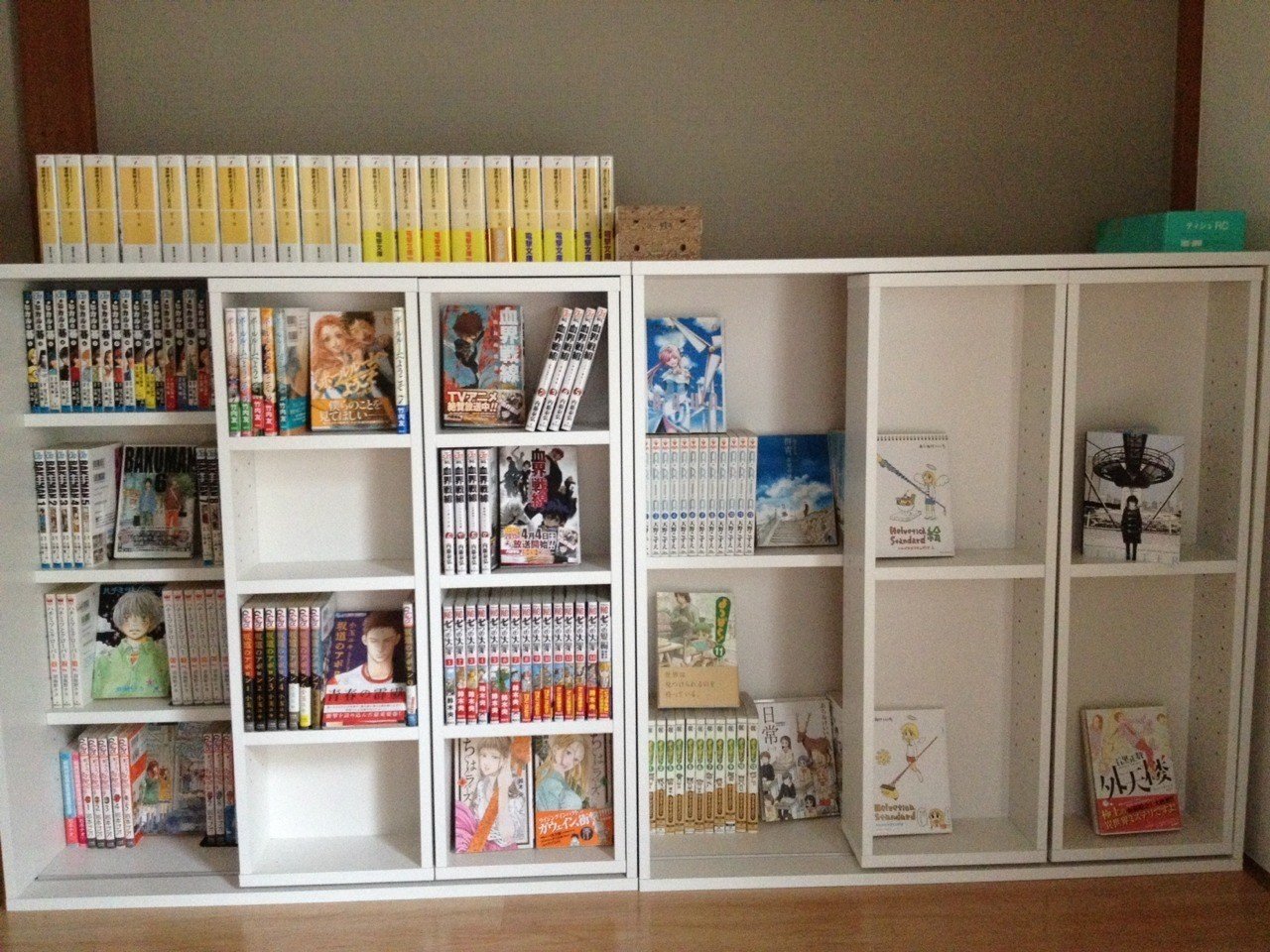 漫画700冊集めてみた 「本棚事情」編｜あごたふ