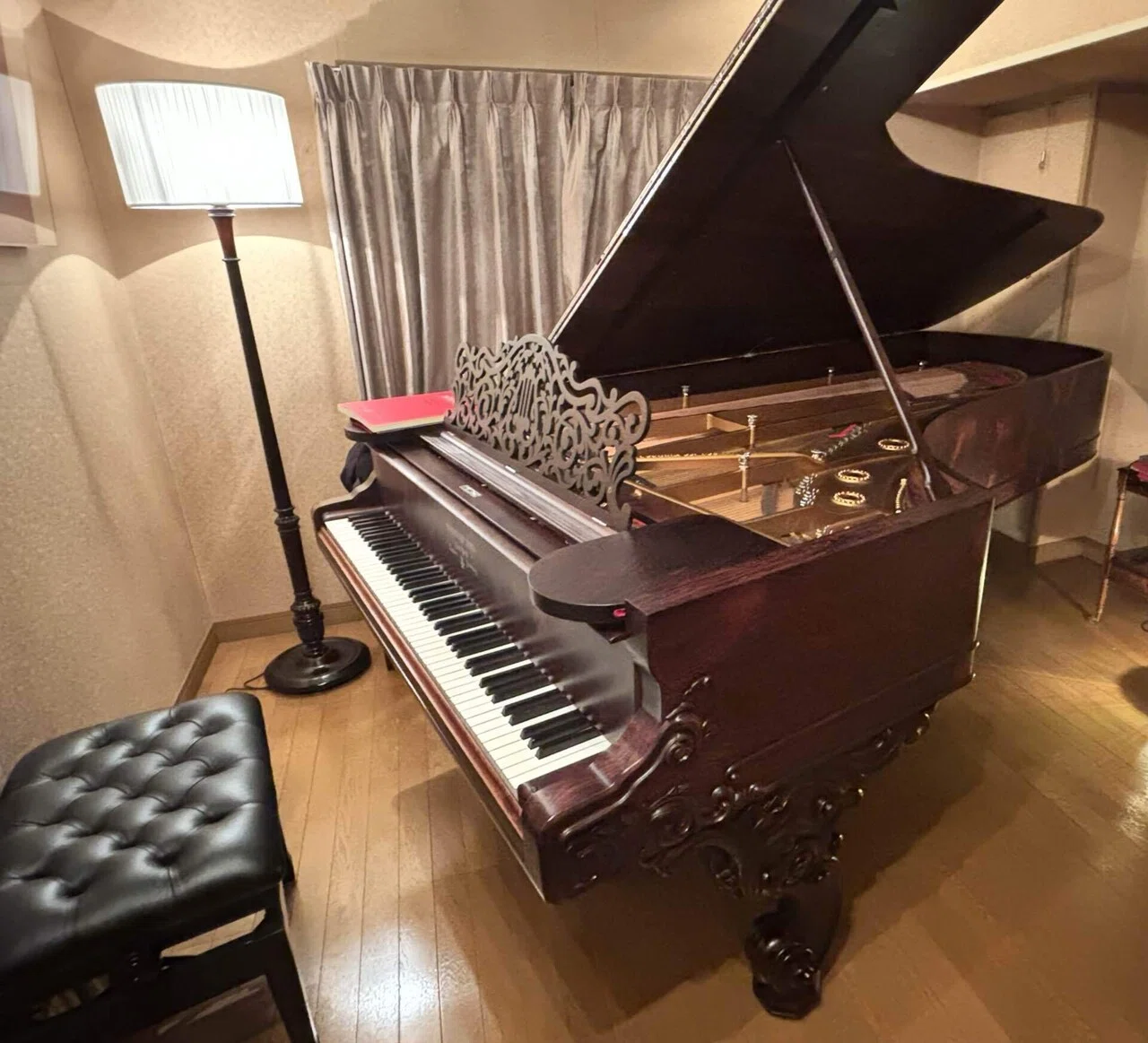 NY STEINWAY ニューヨークスタインウェイの世界 ｜SARA PIANO