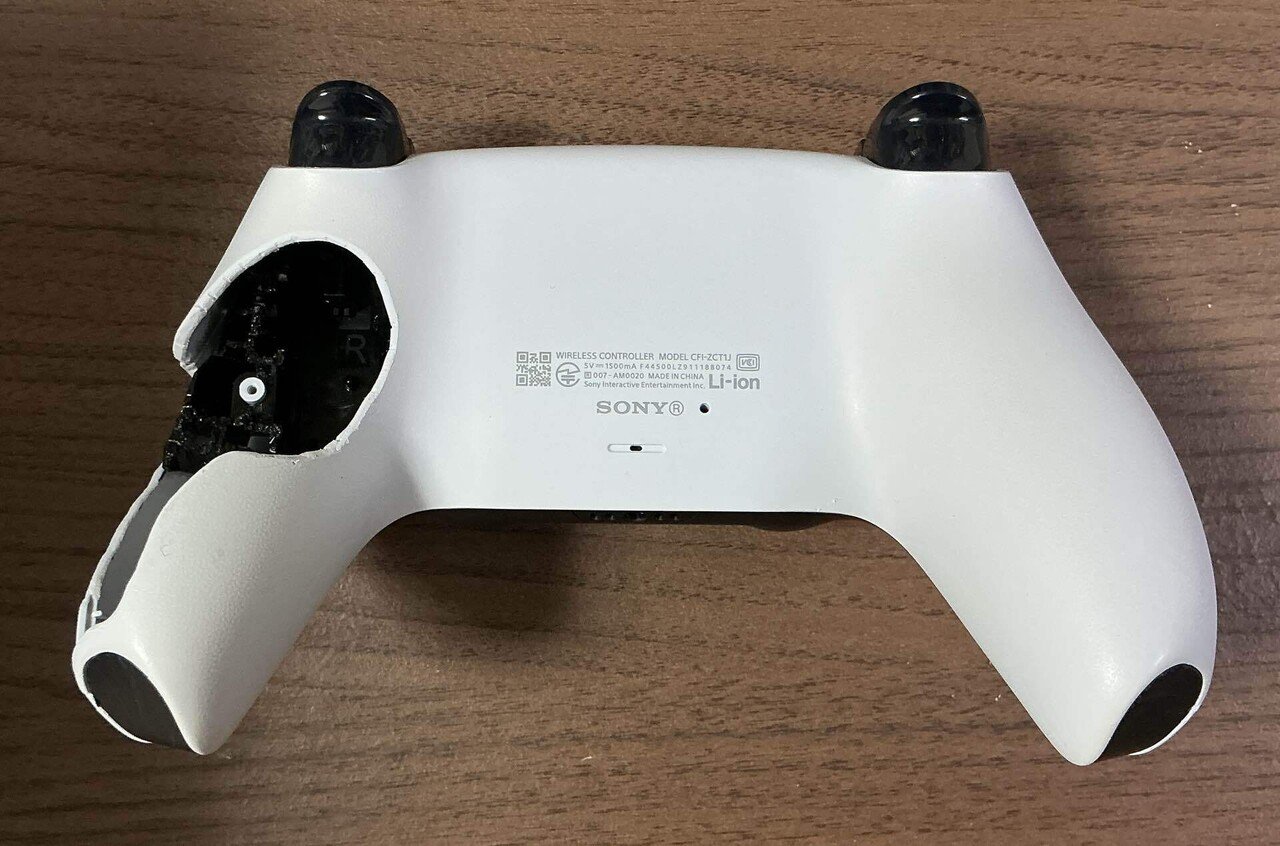 DualSense Edge ワイヤレスコントローラーをカスタマイズする