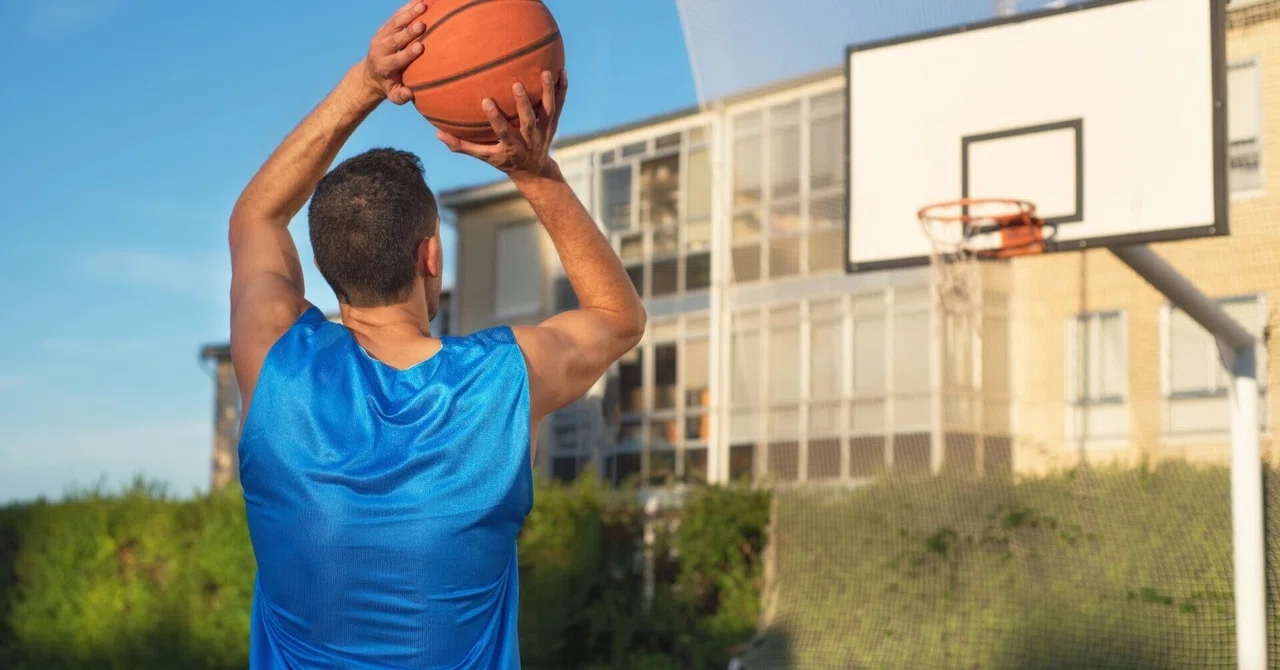 Why Skilled Athletes Use 'Different Movements Every Time'｜たくみkids運動教室 ...