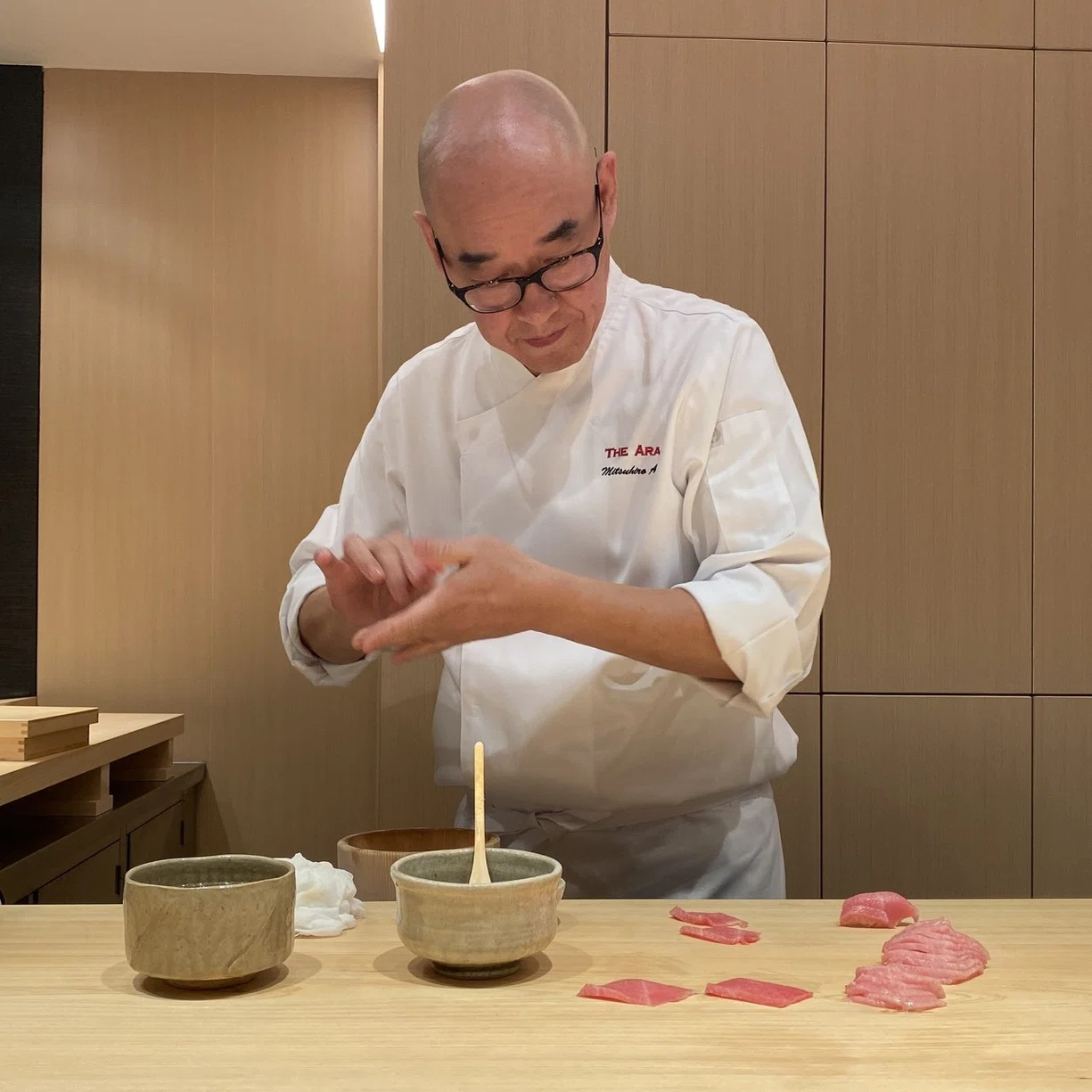 久々に緊張して鮨を食べた…THE ARAKI HK｜Raynyan Funifuni