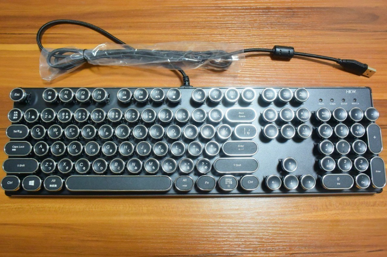 レビュー】タイピングを娯楽に！HKW タイプライター風キーボード