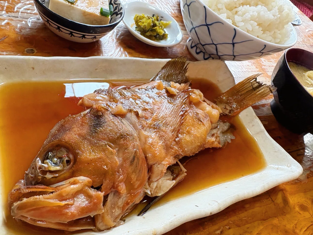 砧グルメ【さかなや】世田谷区 デカ盛り ちらし寿司 煮魚定食｜K