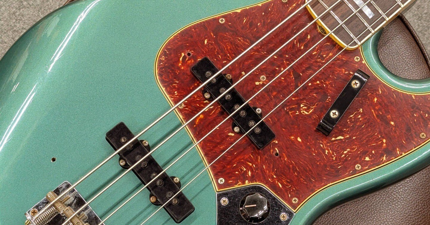 グリーンFender jazz bass 70’s vintage Fender Custom Shop “Limited Edition 1966 Jazz Bass Journeyman