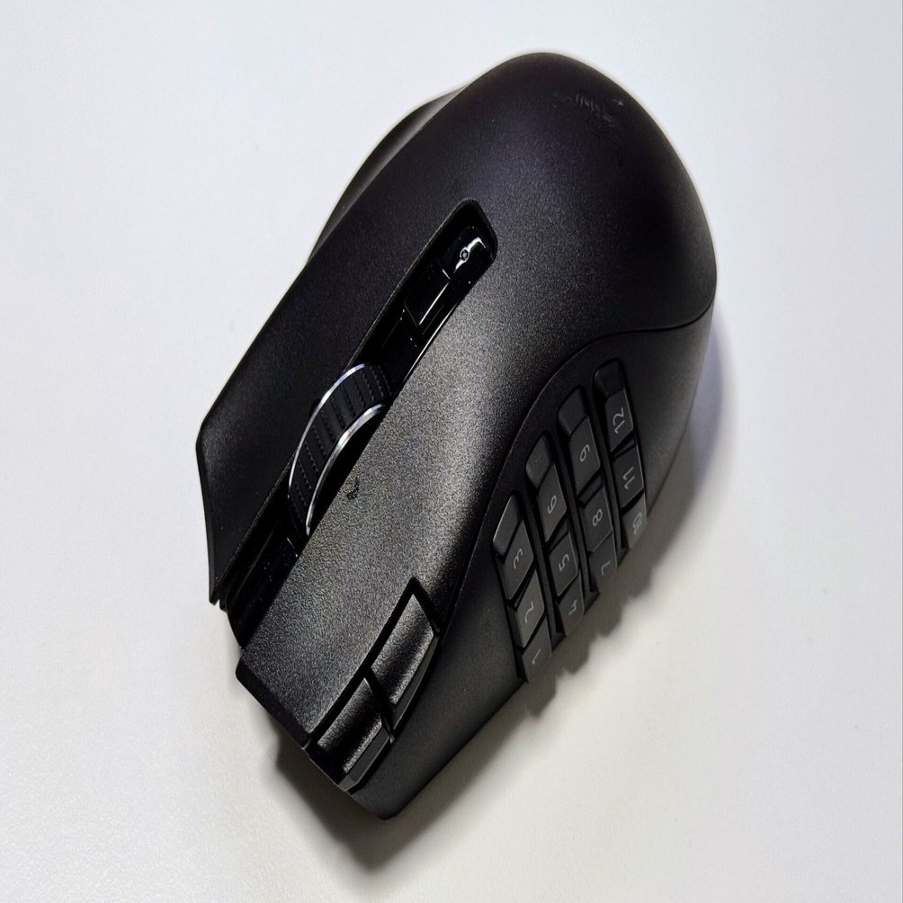 個人的にMX Master 3Sを超えるマウス、Razer Naga V2 Hyperspeed｜よろ