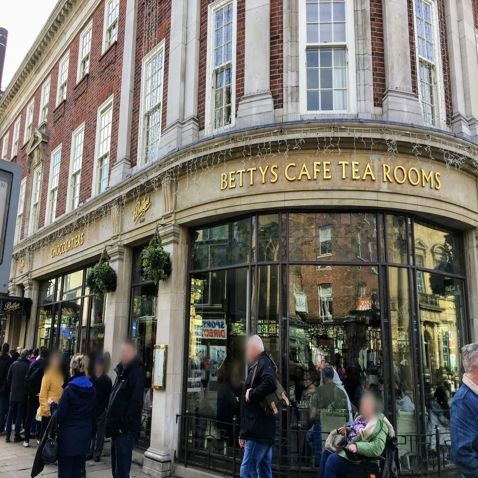 おすすめギフト＜紅茶好きを唸らせる、イギリス老舗ティールームのご 