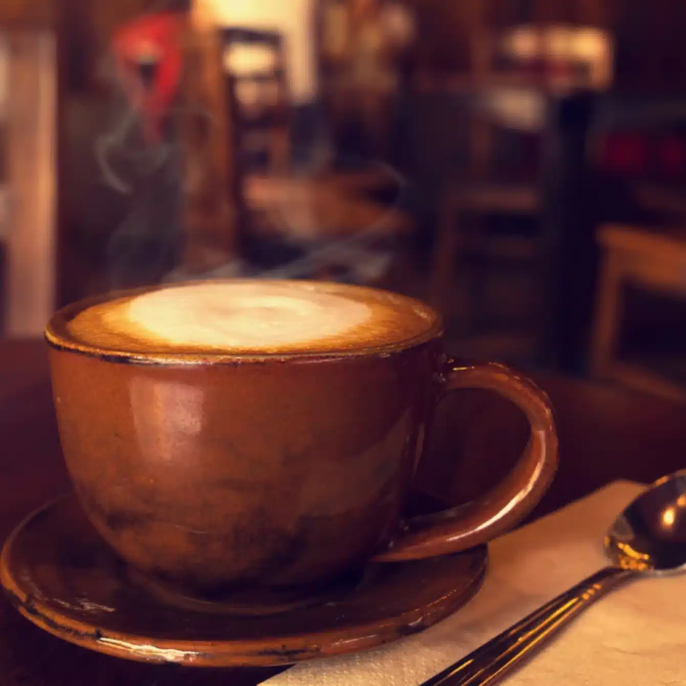 おかぁ｜心温まるカフェのオーナー