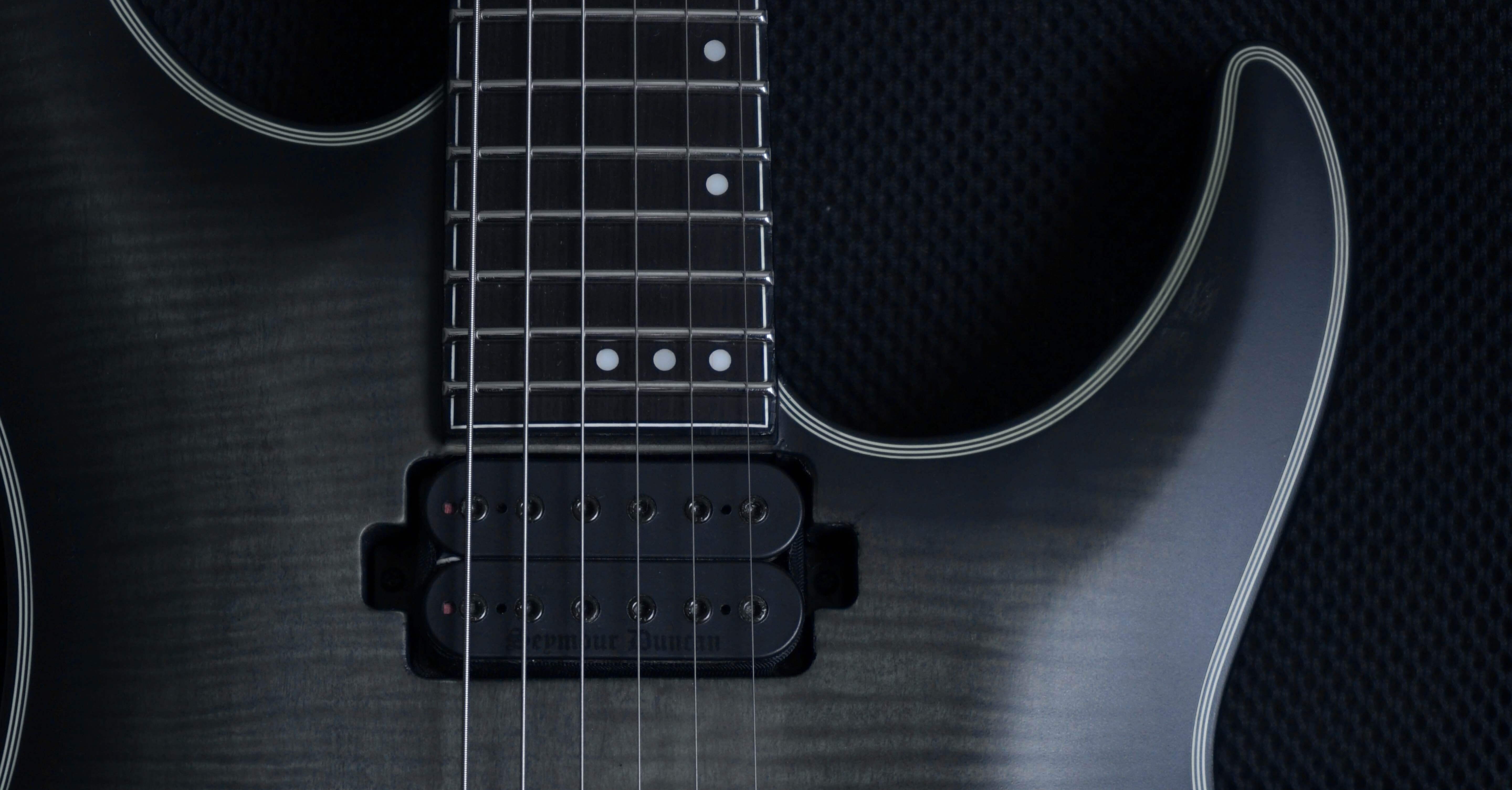 愛機 Schecter KM-6 を5年間使用してみて｜Hiro