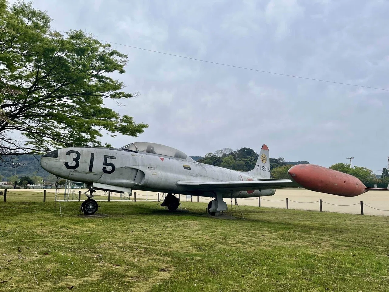 T－33A練習機を見学しました🤲｜いずみん
