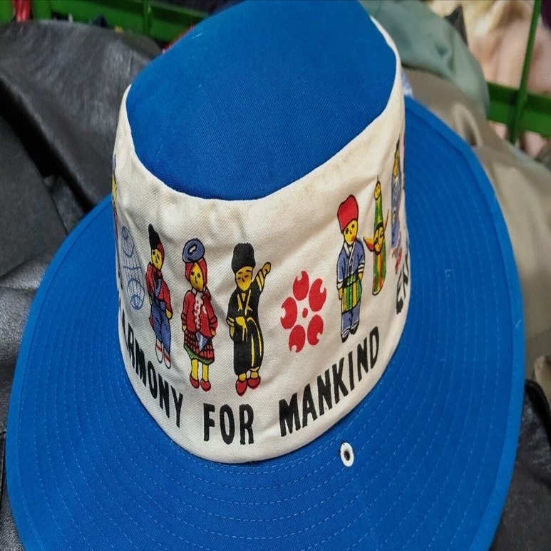 🌐EXPO'70大阪万博🎌の記念品をレスキューした🎉帽子、風呂敷