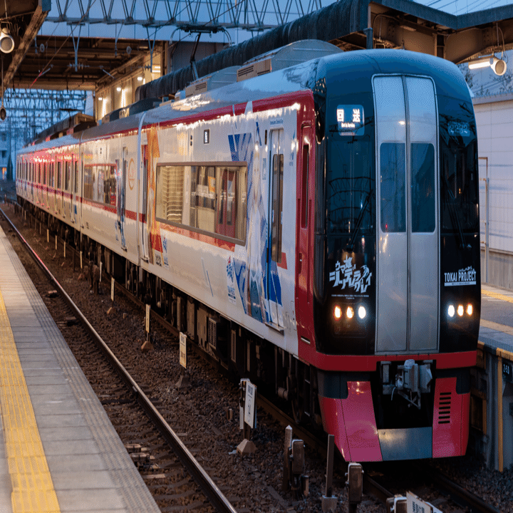 名鉄×アニメ『ウマ娘 シンデレラグレイ』コラボ ラッピング電車を撮影