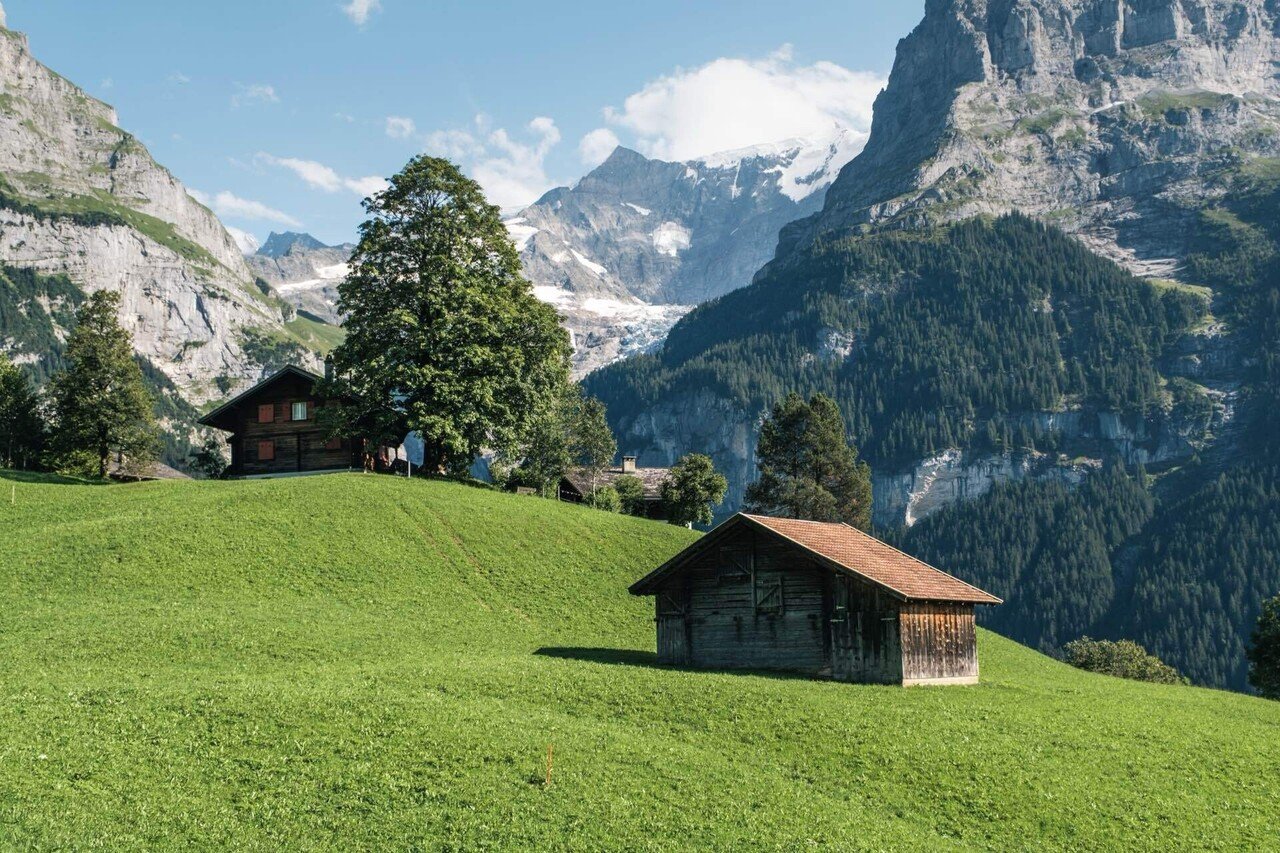 鈴鹿　私達の山　グリンデルワルト編 鈴鹿 私達の山 グリンデルワルト編