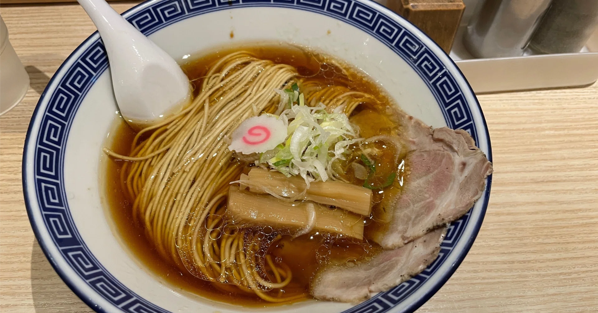 字形は変わるもの 中華屋で発見 「麦面＝麺」｜森下知昭