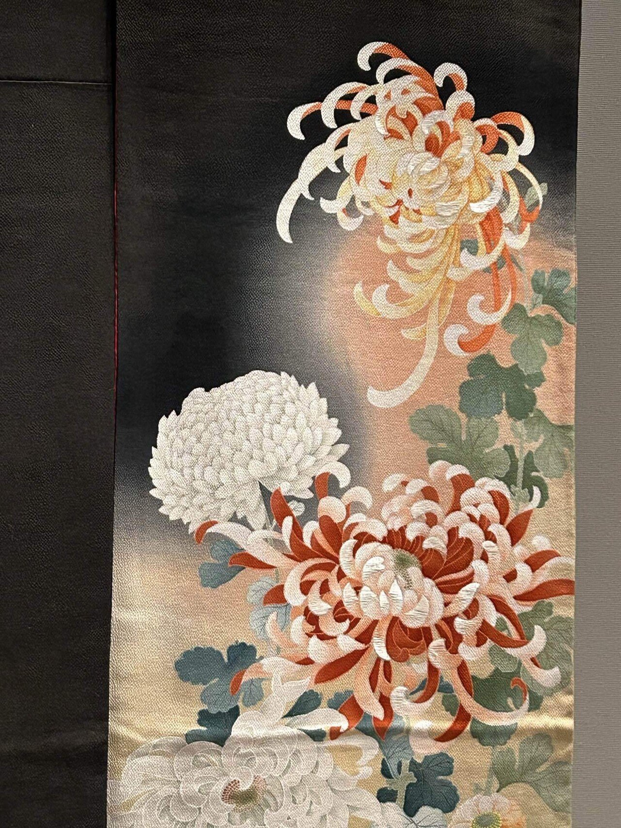 素晴らしい刺繍に感動✨百花ひらくー花々をめぐる美ー【後期