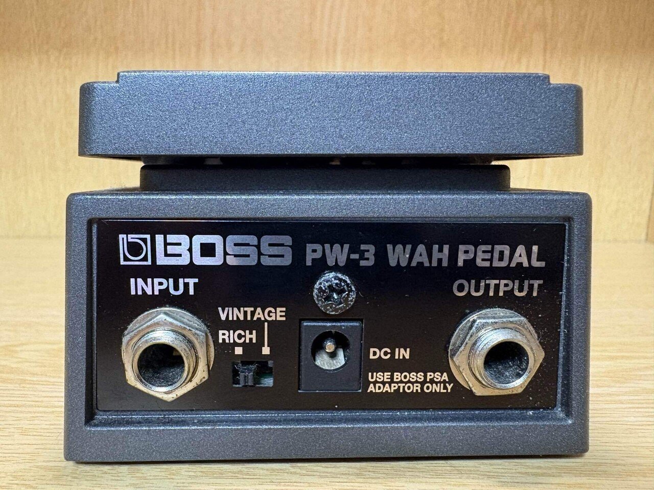 機材備忘録006 BOSS PW-3【ワウペダル】｜からまるカルマ