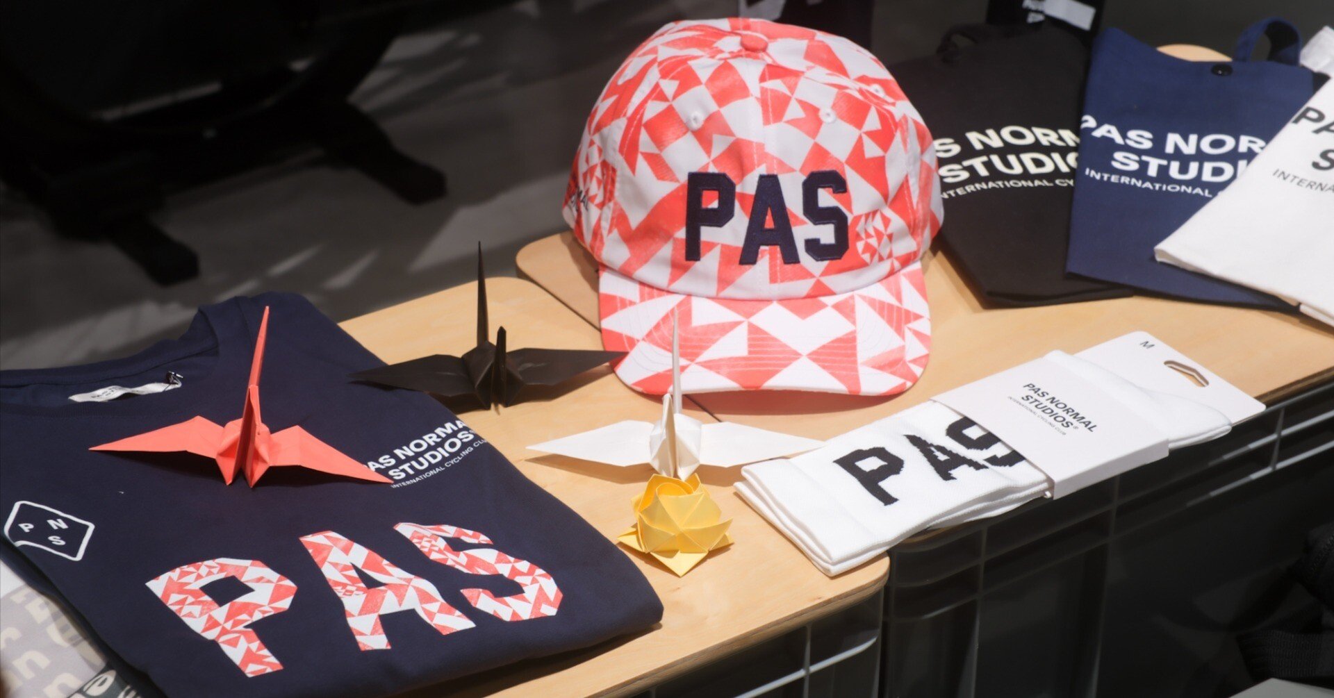 PAS NORMAL STUDIOS SS25 PASコレクション登場｜RAPPORT | MAGNET