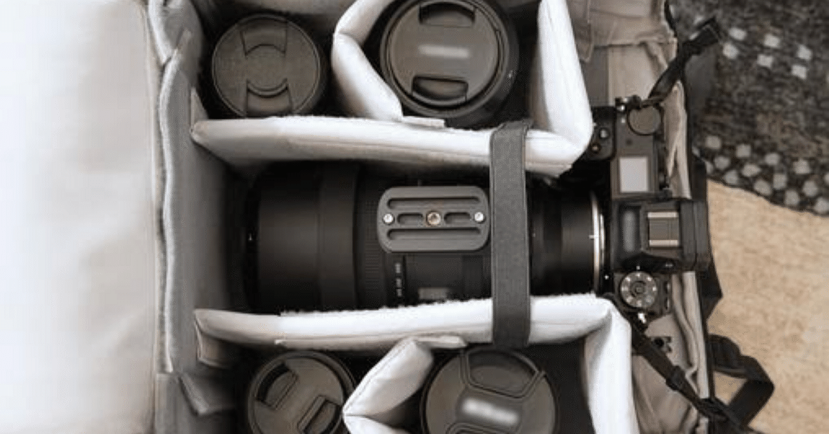 ニコン Nikon D90 一眼レフ、レンズ2本 純正バッテリー2つ 純正充電器